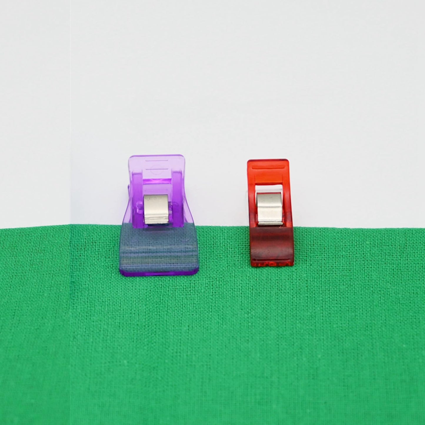 100pcs Sewing Clips for Crafting and Quilting,Secai Pack of Clips for Sewing Supplies(90Small+10Medium)