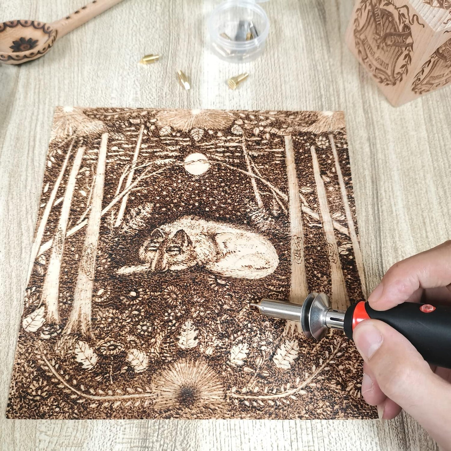 Wood Burning kit, Professional WoodBurning Pen Tool, DIY Creative Tools,Wood Burner for Embossing/Carving/Pyrography,Suitable for Beginners,Adults (orange)