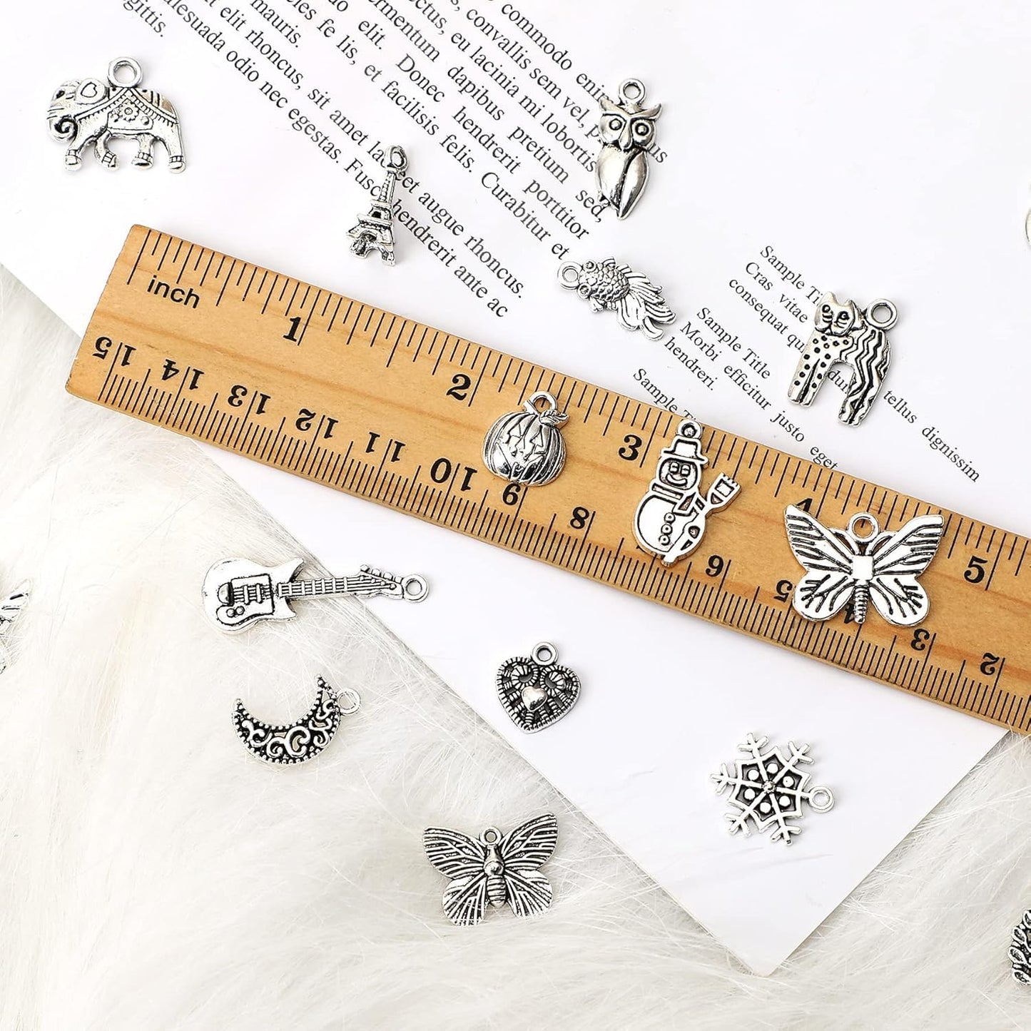 SANNIX 200Pcs Silver Charms for Jewelry Making, Assorted Tibetan Silver Bangle Charm Pendants for Bracelet Necklace Earrings Making Crafts