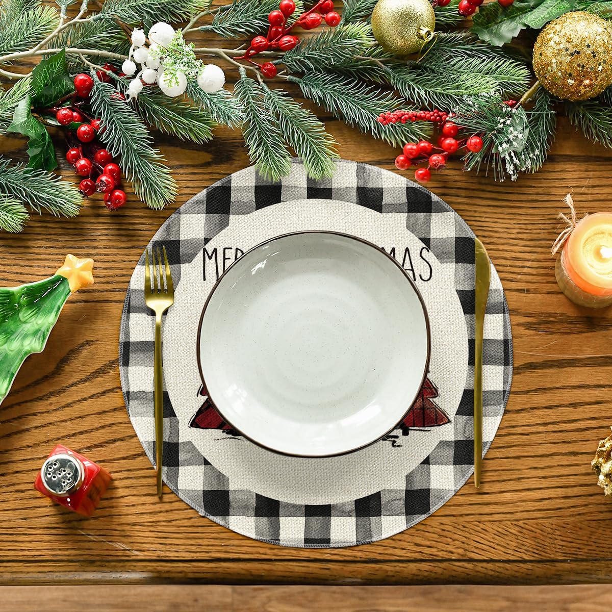 Artoid Mode Waterclor Buffalo Plaid Christmas Trees Merry Xmas Round Placemats Set of 6, 14 Inch Seasonal Winter Round Table Mats for Dining Decoration