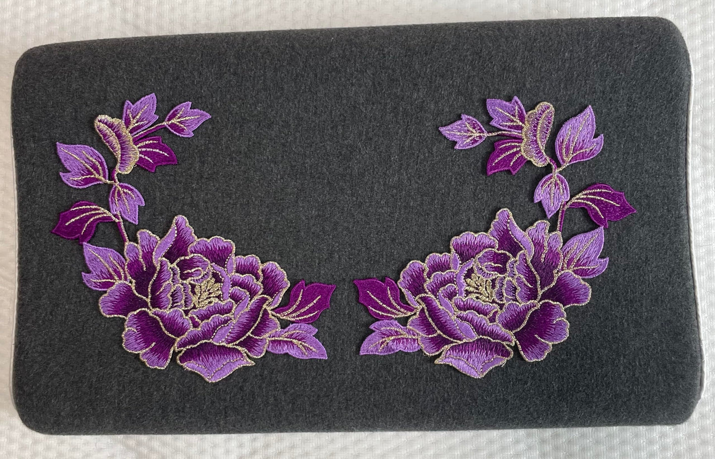 One Pair Beautiful Peony Flower Patches, Elegant Peony Blossom Embroidered Applique for Clothes Backpacks T-Shirt Jeans Skirt Vests Scarf Hat Bag (One Pair Purple Peony)