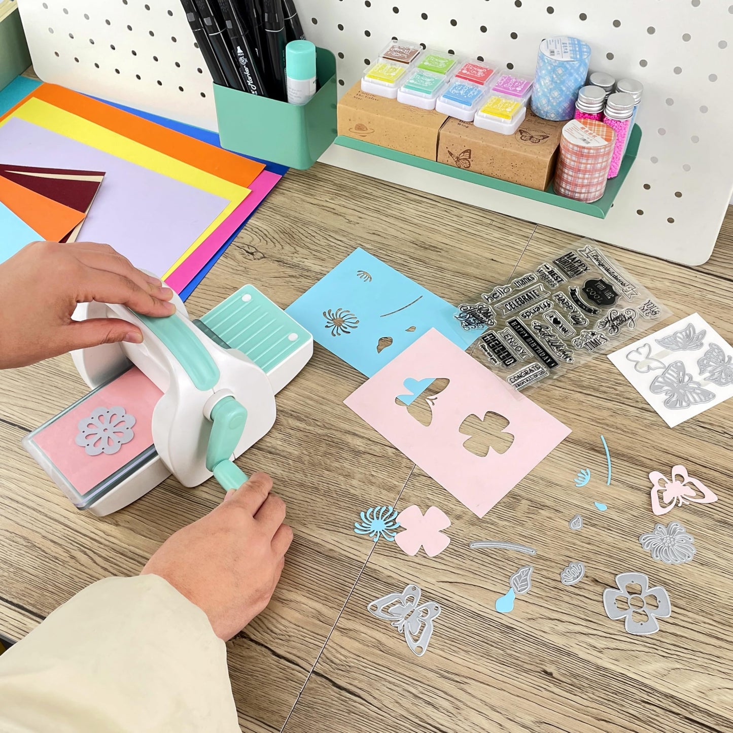 WRVCSS Craft Die Cutting & Embossing Machine, Mini Die Cut Machine, 3 1/8" Feeding Slot for 3" Paper and Other Materials
