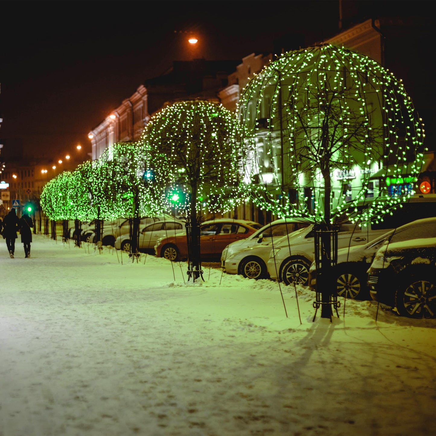 2 Pack Solar String Lights Outdoor, 200 LED Extra-Long 72FT Solar Powered Lights with 8 Lighting Modes, Waterproof Outdoor Lighting Decoration for Garden, Patio, Balcony, Xmas, Wedding, Party