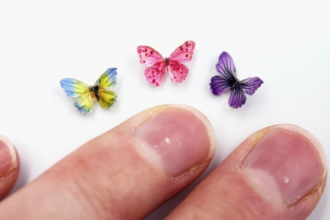 Micro Resin Butterflies, Dollhouse Miniature Tiny Butterflies, Terrarium Fairy Garden Dolls Toy, Mini Micro Landscaping Decoration (30 PCS)