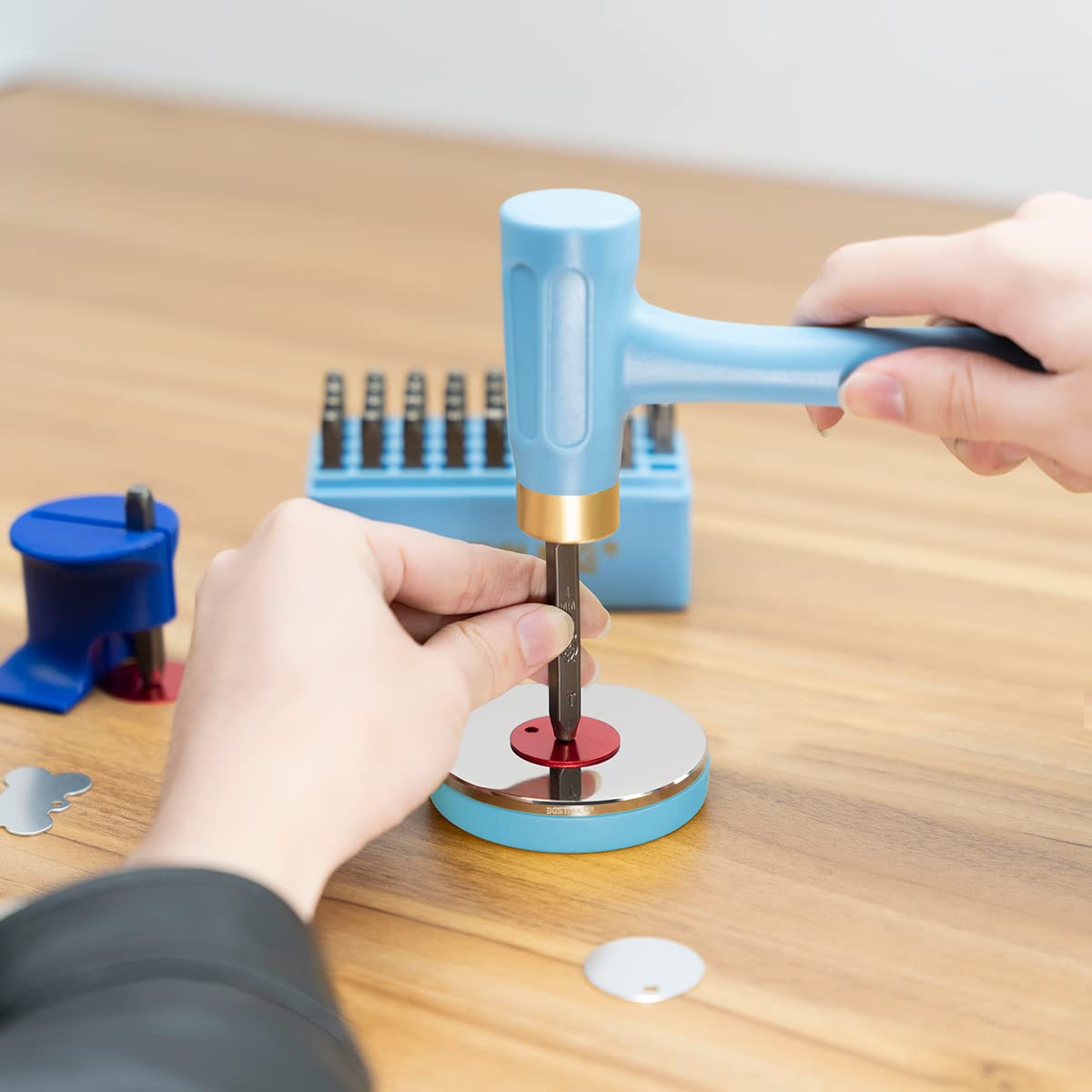 BESTNULE Professional Steel Bench Block, Covered with TPR soft plastic at The bottom, Metal Stamping Table Mirror, Polishing with Chrome Plating for Jewelry Stamping Tools, (Dia: 3”, H: 19/32”)