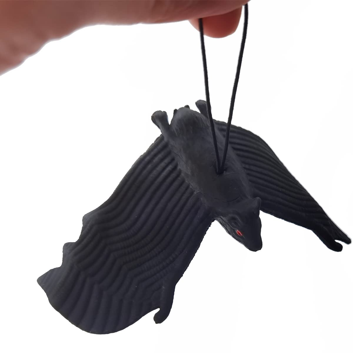 18PCS Halloween Simulation Hanging Bats Realistic Looking Scary Bats,Fake Rubber Hanging Vampire Bats for Halloween Party Favors and Decoration,Haunted House