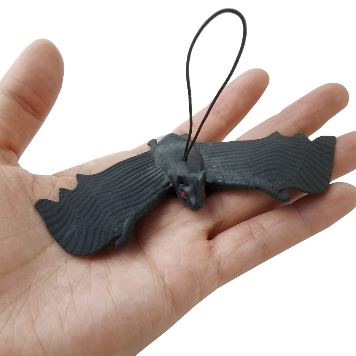 18PCS Halloween Simulation Hanging Bats Realistic Looking Scary Bats,Fake Rubber Hanging Vampire Bats for Halloween Party Favors and Decoration,Haunted House