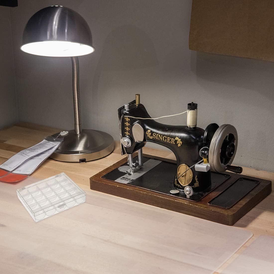 Bobbin Box,Machine Bobbin Organizer Plastic Case,Transparent 25 Slots Empty Bobbins Spools Box，Sewing Craft Plastic Case Storage Box for Sewing Machine