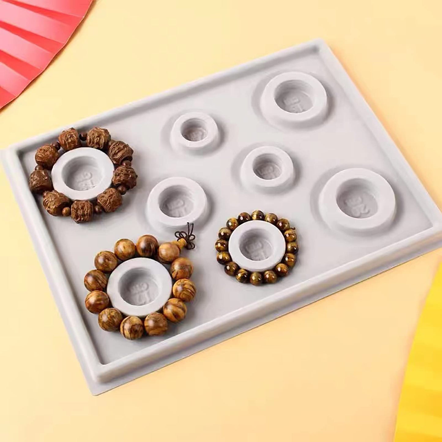 Bead Design Board, DIY Jewelry Production Tray, Flocked Bead Board for Bracelet, Necklace Beads, Jewelry Manager Tray, Sorting and Organizing, Grey
