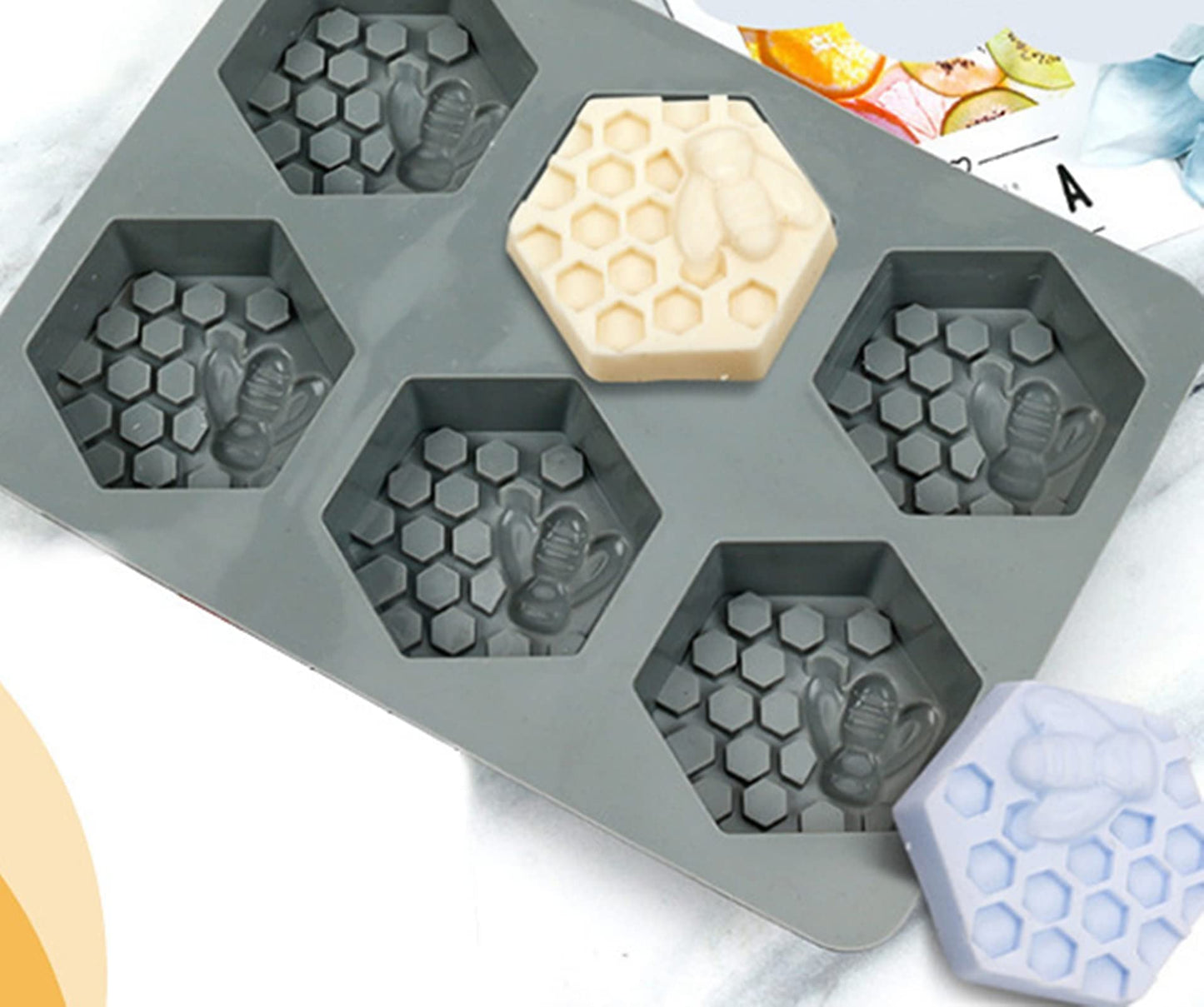 DD-life 2Pcs 3D Bee Silicone Soap Molds, Hexagonal Honeycomb Silicone Molds for Homemade Soaps Chocolate Jelly Cake Making