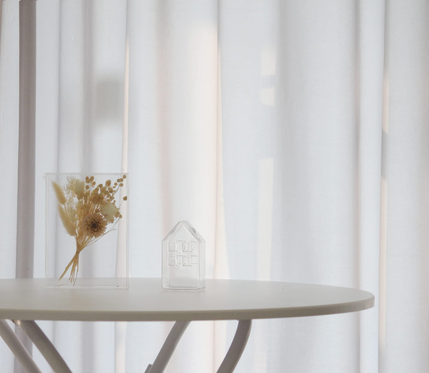 MarccTipton 5x7 Shadow Box Frame, Acrylic Photo Picture Frame, DIY Tabletop Display Case, All Clear Memory Box for Dried Flowers/Kids Room/Birthday/Wedding/Party/Shop Decor (1.1” Interior Depth)