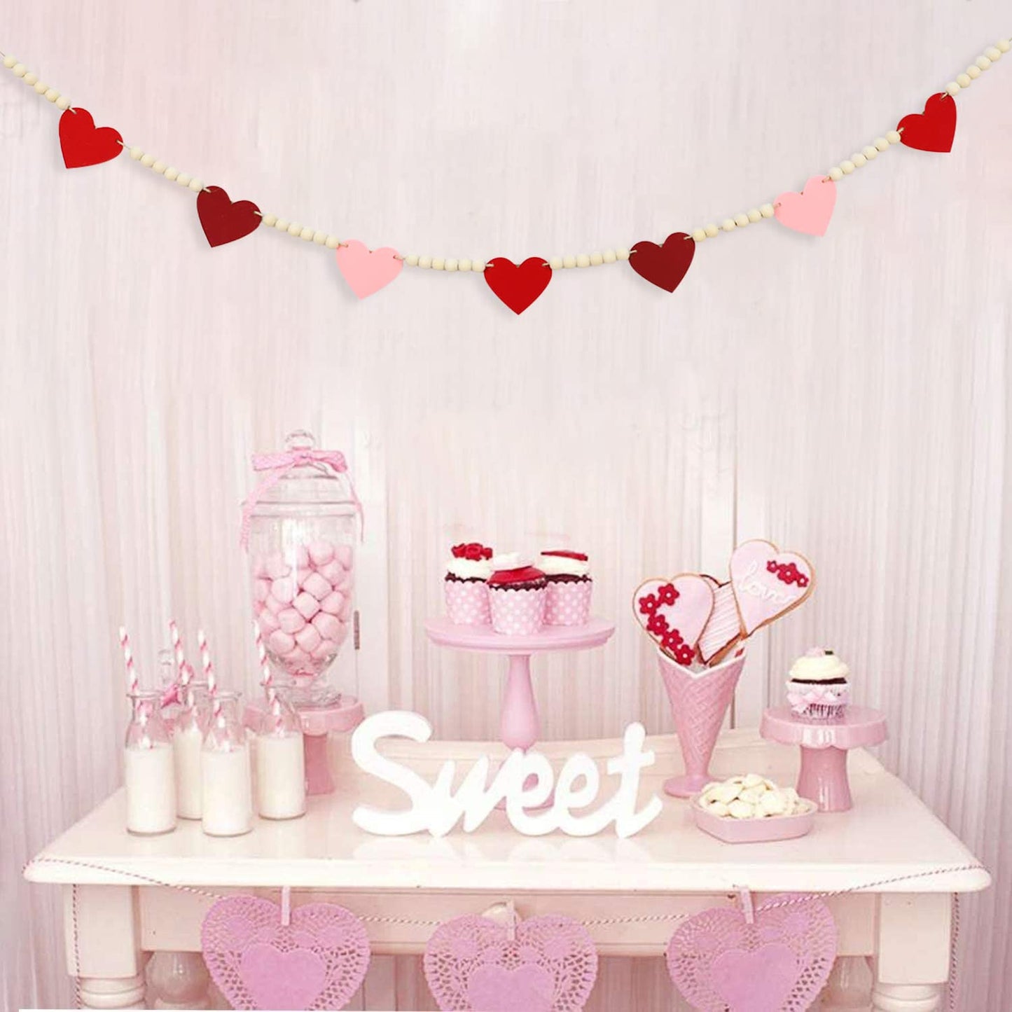DAZONGE Valentines Day Decorations, Wood Bead Garland with Felt Hearts for Valentine Decor, Red and Pink Farmhouse Valentine’s Day Banner for Wedding, Anniversary Decorations