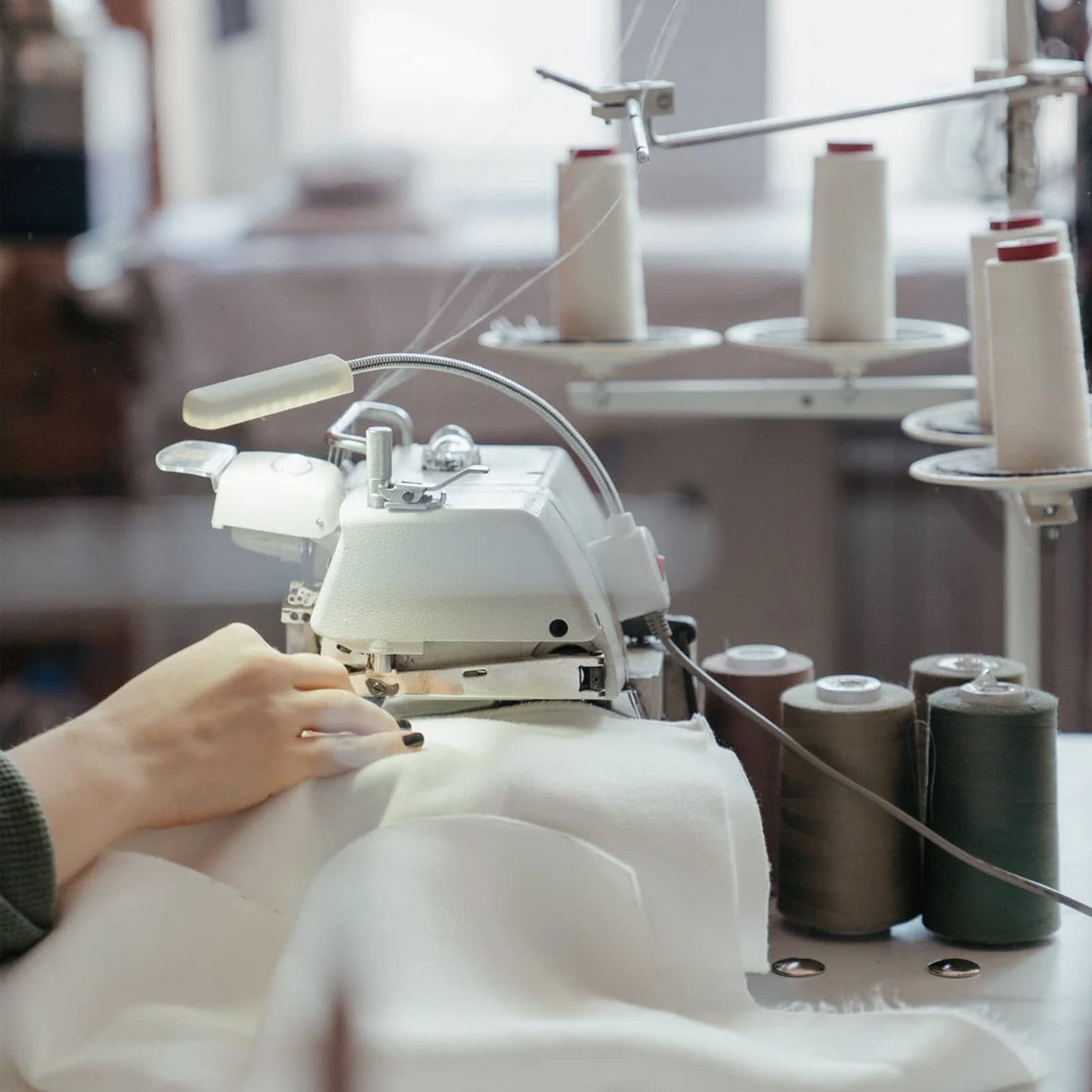 Bonlux Sewing Machine Light, 30 LEDs Flexible Gooseneck Work Light with Magnetic Mounting Base, 6W Portable Work Lamp for Workbench Lathe Drill Presses (2-Pack)