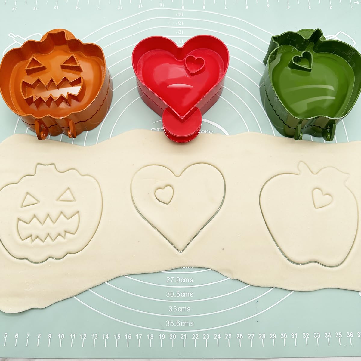 Dough Presser Pocket Pie Molds, Party Potluck Hand Pie Molds, Hand Pie Molds, Apple, Pumpkin And Acorn Shapes 3-Piece (Halloween Set)