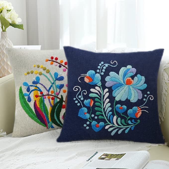 Picoey Modern Flower Heart Embroidery Kit for Beginners with Pattern and Instructions,4 Pack Cross Stitch Kits,2 Wooden Embroidery Hoops,Threads and Needles,Needlepoint Kit for Adults