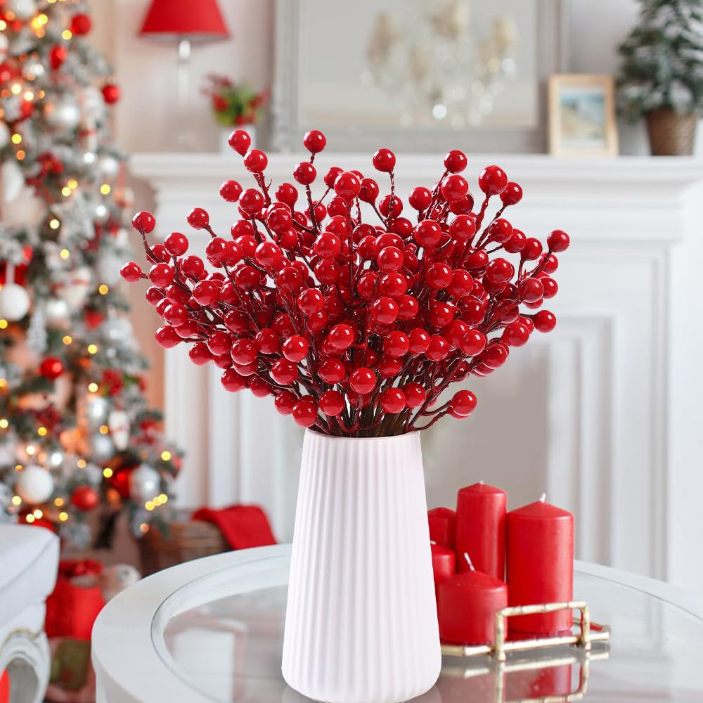 Vellibring 32 Pack Artificial Red Berry Stems, Christmas Red Berries Picks Holly Berry Branches for Christmas Tree Ornaments Xmas Wreath DIY Crafts Winter Holiday Home Decoration