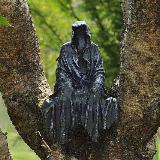 Peibang 5.9 Inch Mysterious Black Robe Statue -Spooky Decorations with Resin Figurine