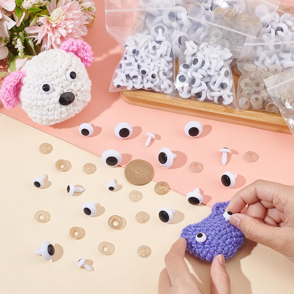 PH PandaHall 240 Sets Safety Eyes 6 Sizes Crochet Eyes Amigurumi Eyes Stuffed Animal Eyes Craft Eyes with Washers for Puppet Teddy Bear Crochet Plush Animal Making 9.5/12/14/15.5/17.5/19.5mm