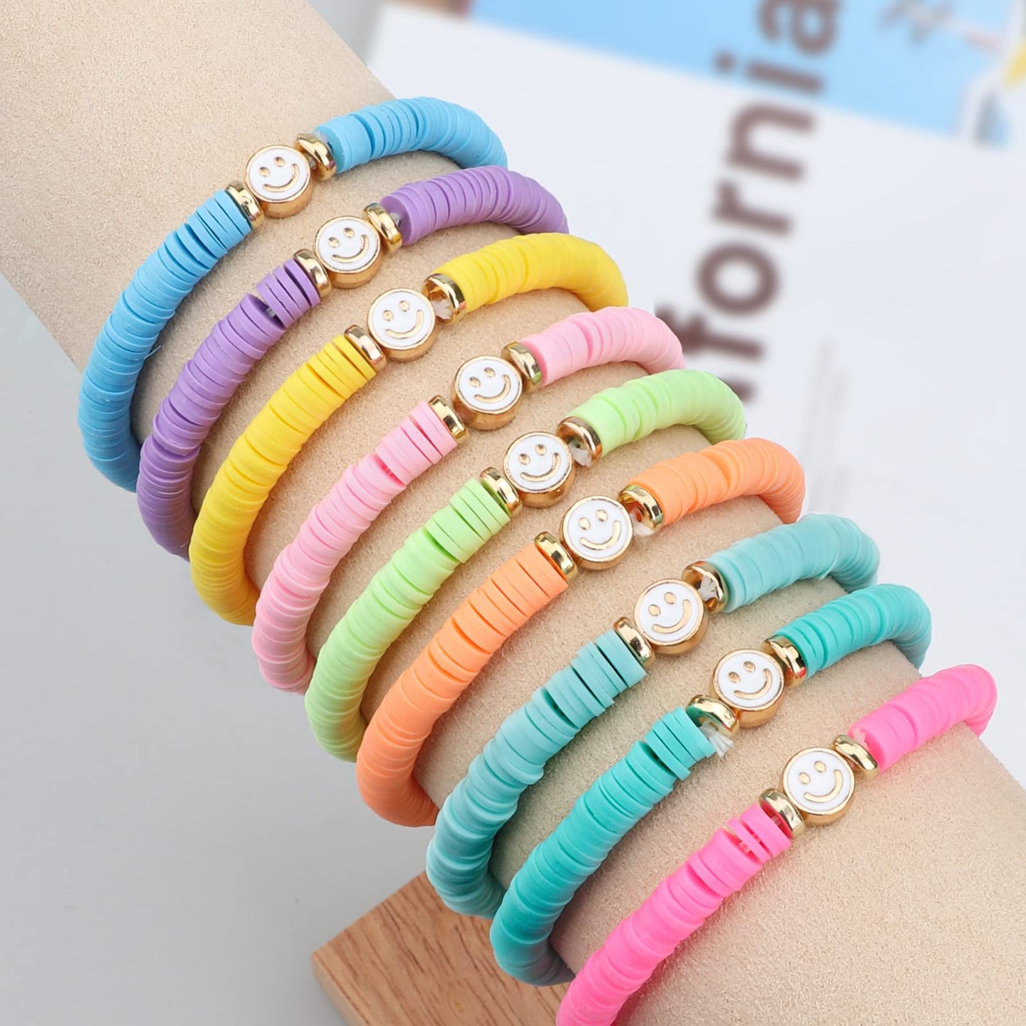 JIASHUYEYE Smile face Preppy Bracelets for Teen Girls - Stackable Boho Surfer Friendship Bracelets Set for Little Girls & Women