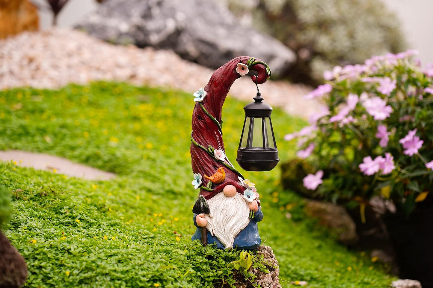 Gnome Garden Decor Statue Solar Gnomes Decorations for Yard with Lantern Light Outdoor Decorations for Patio Mom Gift