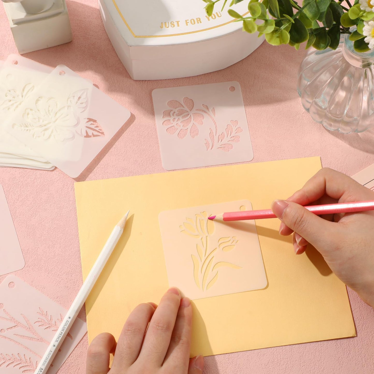 JULMELON Flower Stencils for Wood, 20Pcs Sunflower Painting Stencil Reusable Stencils DIY for Wall Floor Decor Rock Dot Painting Art Projects (3inch)