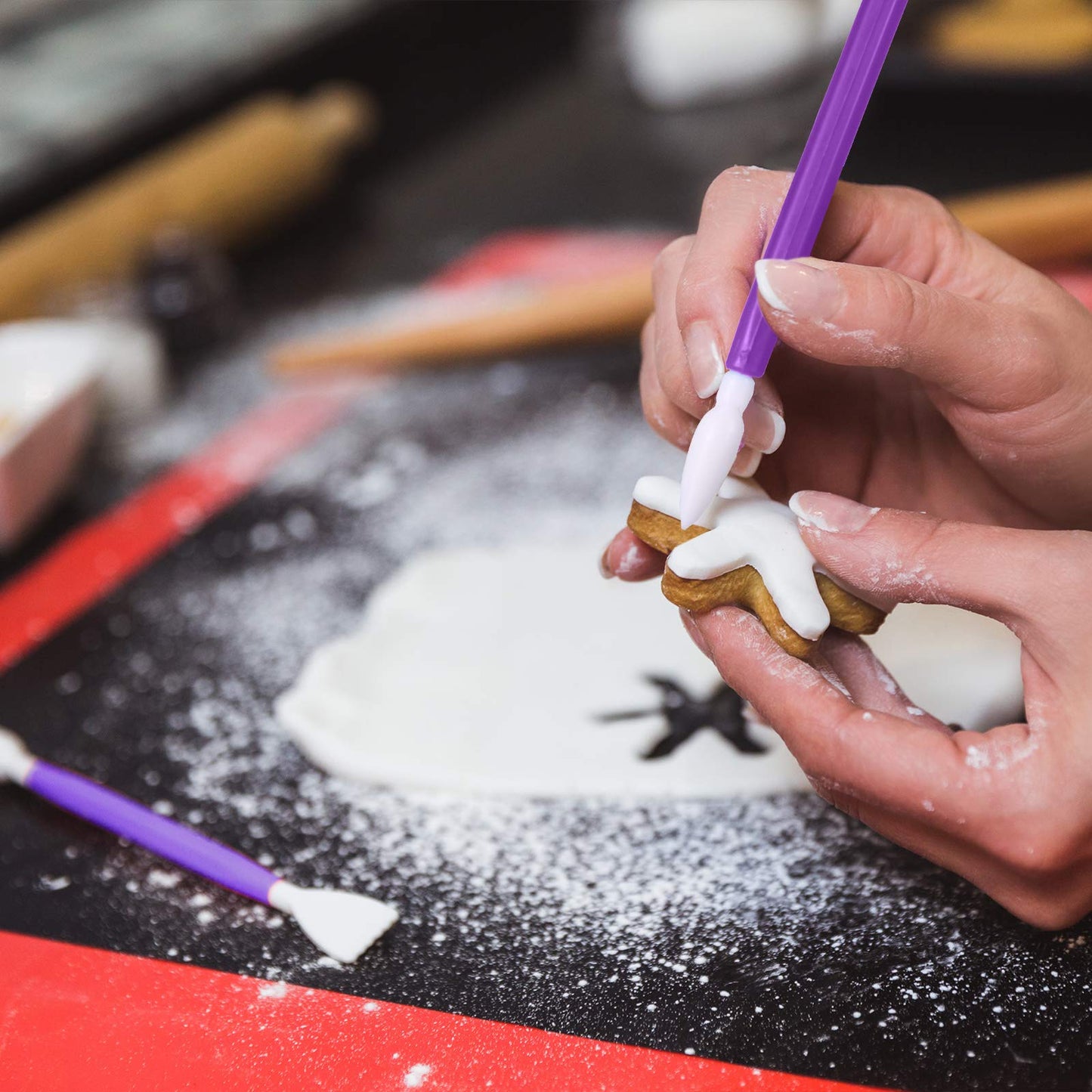 24 Pieces Cookie Decorating Tool Set Fondant Cake Decorating Tool Set Include Decoration Brushes Sugar Stir Needle Fondant Modeling Tool Elbow and Straight Tweezer for Cookie Cake Decoration (Purple)