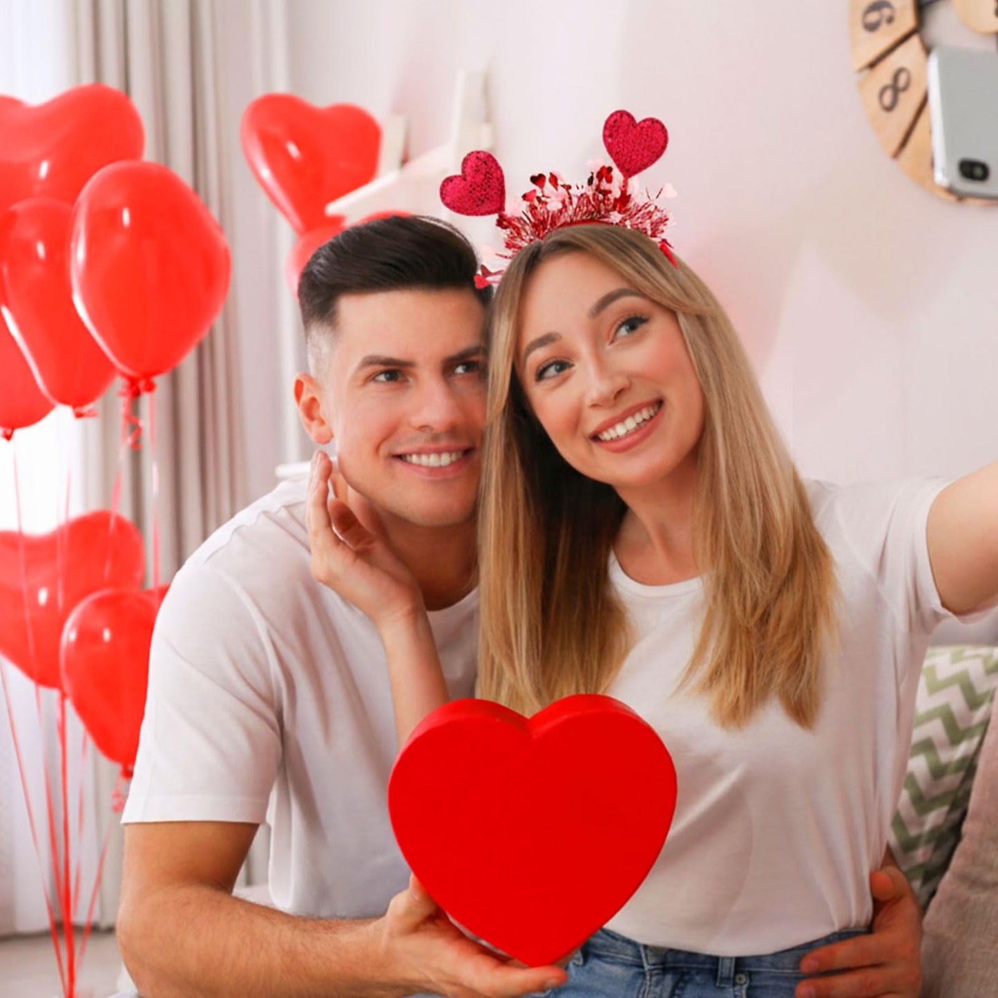 2 Pcs Valentine's Day St. Patrick's Day Headbands Set Sequin Heart and Green Clover Glittery Hair Accessories for Women Men Party Gift Decoration