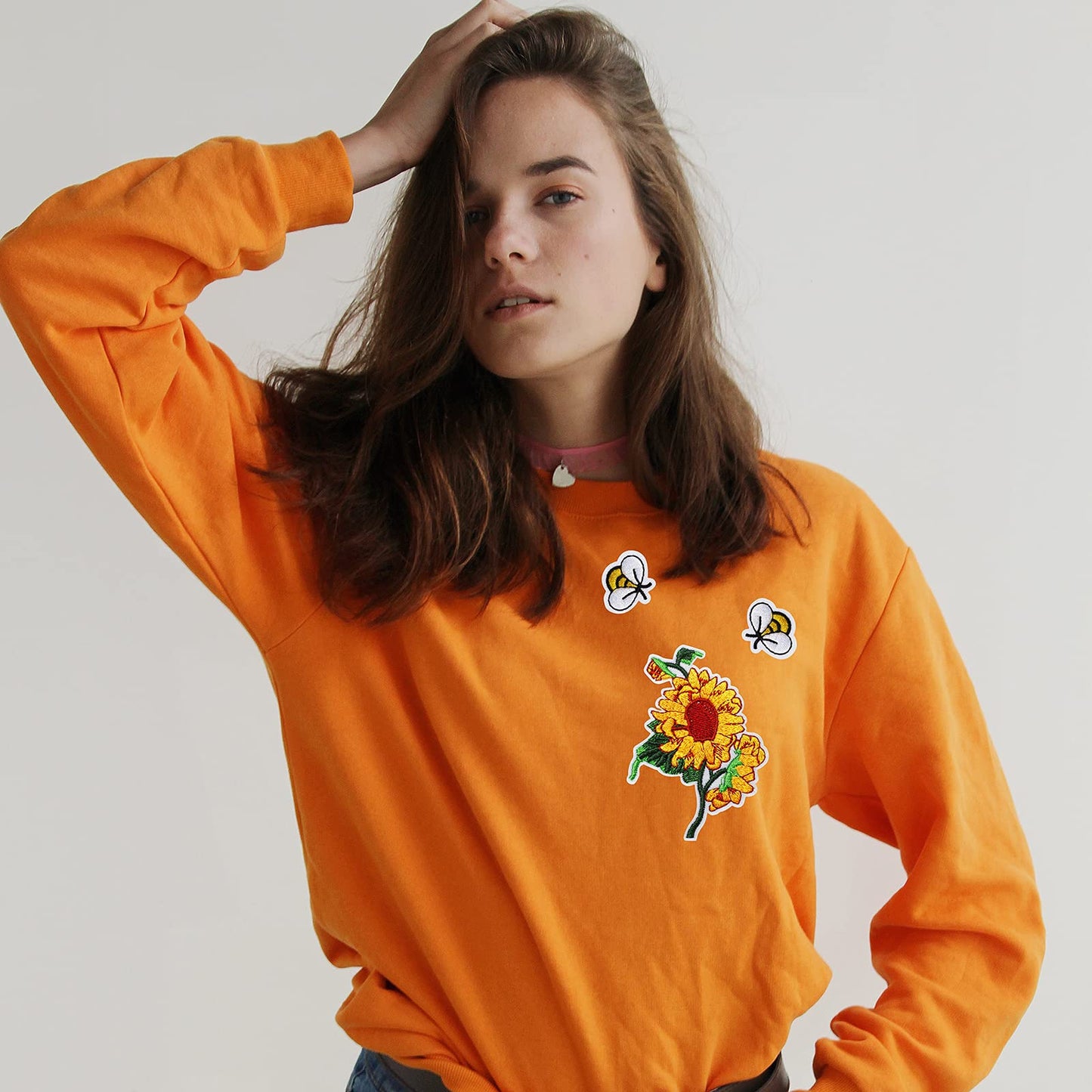 36Pcs Embroidered Bee Applique Patches Daisy Sew on Patch Flower Iron on Patches Flower Appliques for Clothing Sewing Decorations Cute Bumble Sunflower Daisy