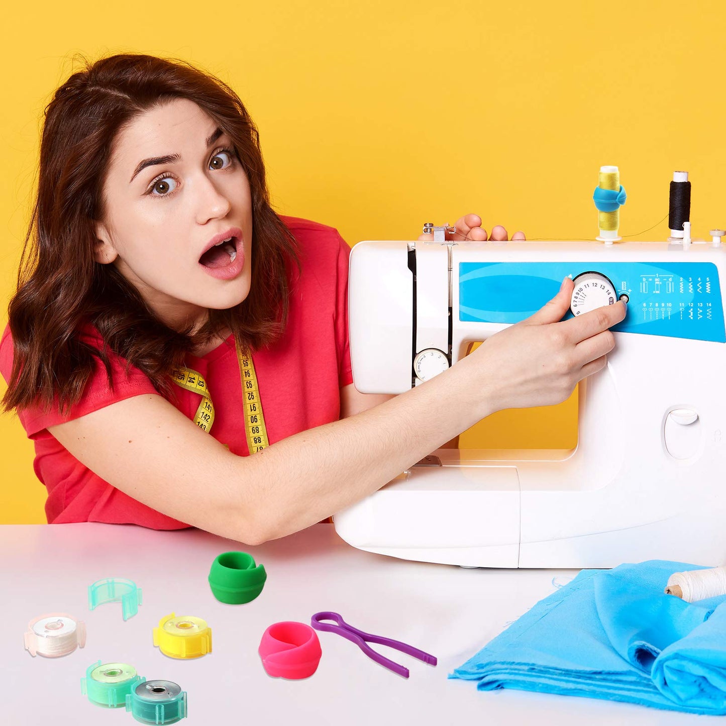 144 Pieces Bobbin Thread Buddies Set includes 70 Bobbin Holder Clips Color Thread Clips Holder Tool, 32 Thread Spool Huggers, 42 Bobbin Thread Holders for Thread Spool Organizing