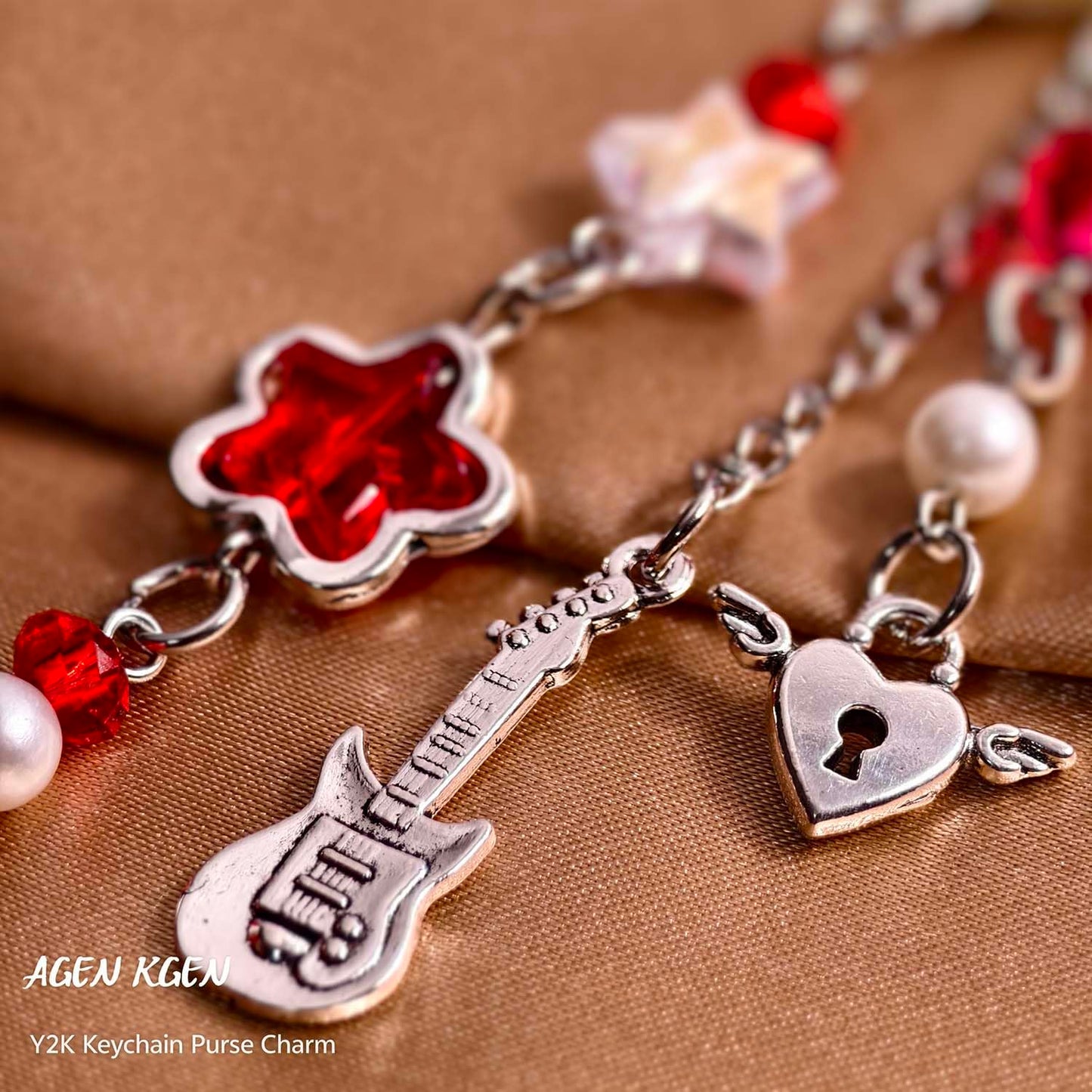 AGEN KGEN Novelty keychains Aesthetic Y2K Keychain Charms Stylish Keychains Accessories for Women Bag Purse Gifts (1x Red Strawberry)