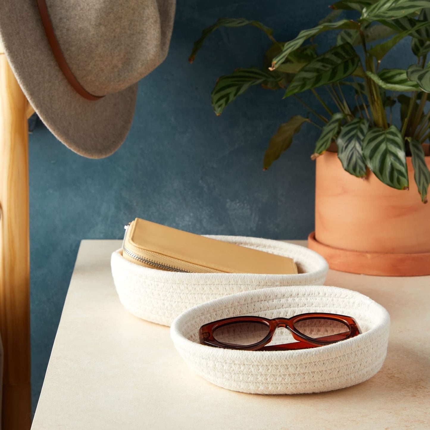 Juvale 3-Pack Small Round Cotton Rope Woven Storage Baskets - Nesting Bins for Organizing Home and Montessori Toys (White, 3 Sizes)