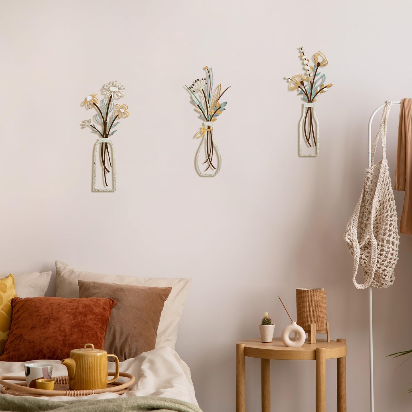 3 Pieces Metal Flowers Wall Arts - Rustic Farmhouse Decor Beige Minimalist Flower Wall Decors for Living room Bathroom Bedroom Dining Room-Housewarming Gifts (Beige, Vase-C)