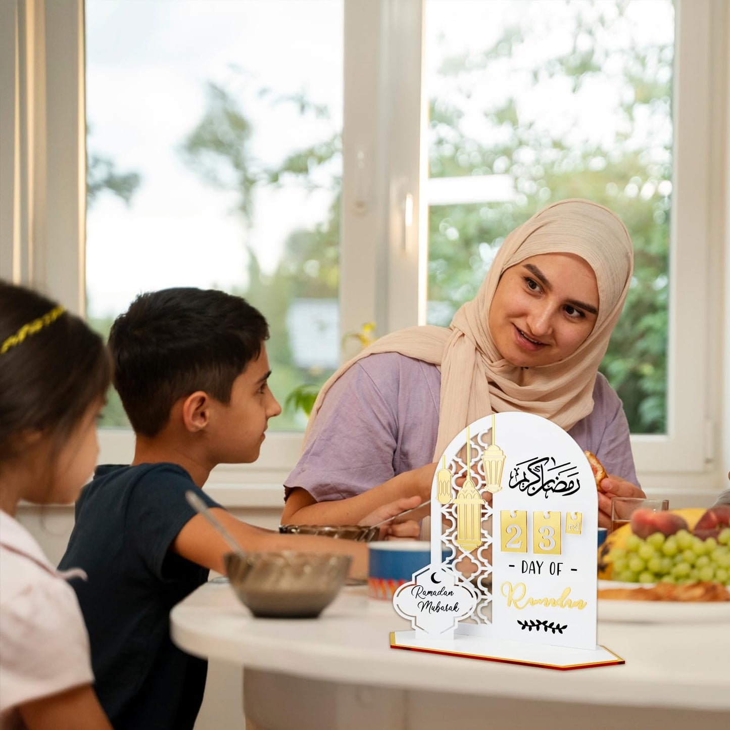 Ramadan Advent Countdown Calendar Acrylic: Ramadan Decorations for Home Eid Mubarak Table Decor, 30 Days Countdown Calendar 2025 Ramadan Gifts for Family (White ＆Gold)