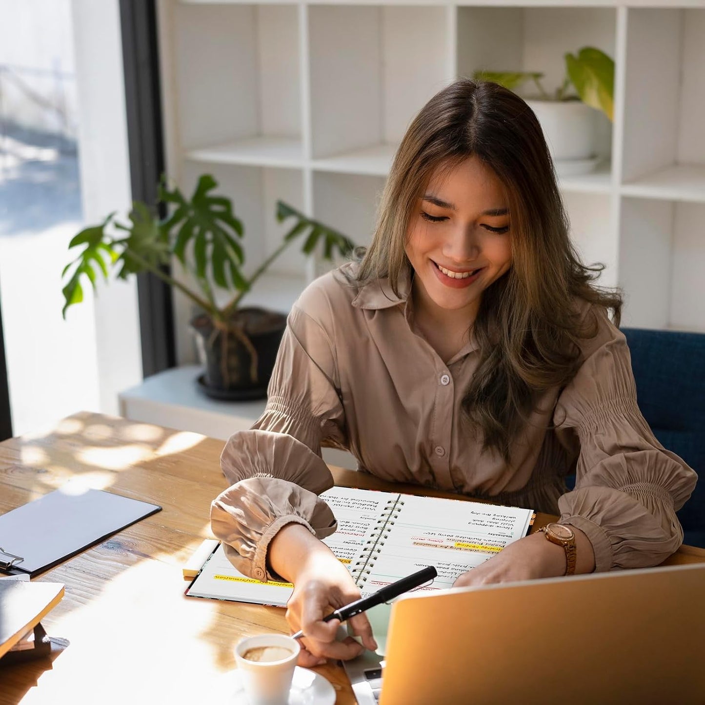 2025-2026 Planner, 12-Month Daily Weekly Monthly Planner from JUL.2025 to JUN.2026, 8.4" X 6", Spiral Notebook with Stickers, Elastic Closure, Inner Pocket for Office School Supplies