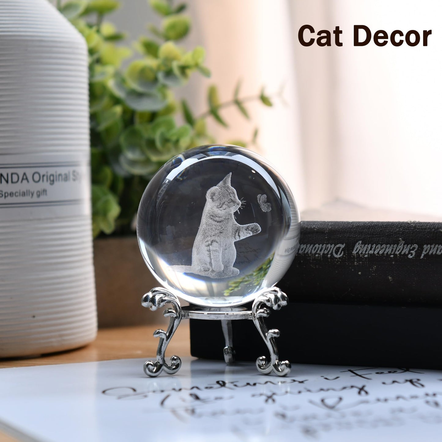 IFOLAINA 3D Cat Themed Gifts for Women 3D Crystal Ball Cat Related Sympathy Figurines Presents Kitty Decorative Globe Decor with Stand