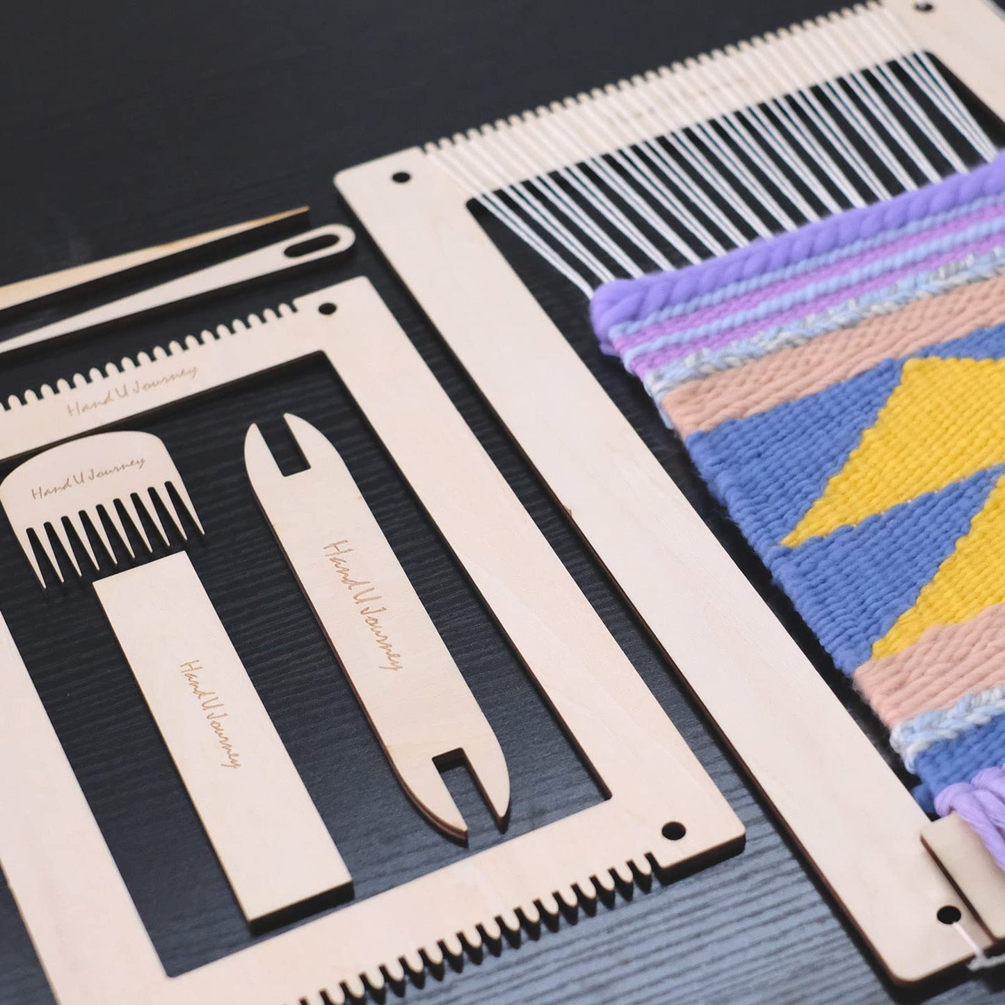 Wool Queen Rectangle Weaving Loom Kit - 2 Sets with Weaving Needles and Tools, Perfect for Beginners and Weaving Enthusiasts, 11''x16.5'' and 7.8''x11.7'' Large Sizes