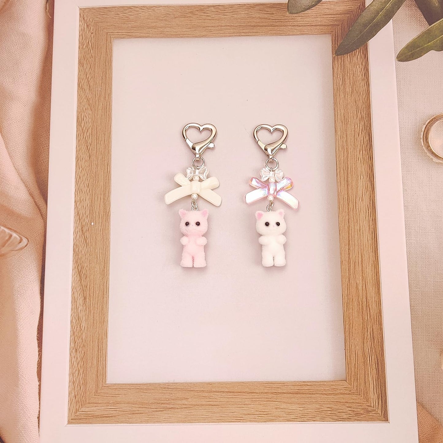 Nalefow Cute Pink Keychain, Fuzzy Cat Keychain Aesthetic Y2K KeychainCharms Stylish KeychainsAccessories for Bag Charms Purse Gifts (2PCS Pink White Cat Sets)