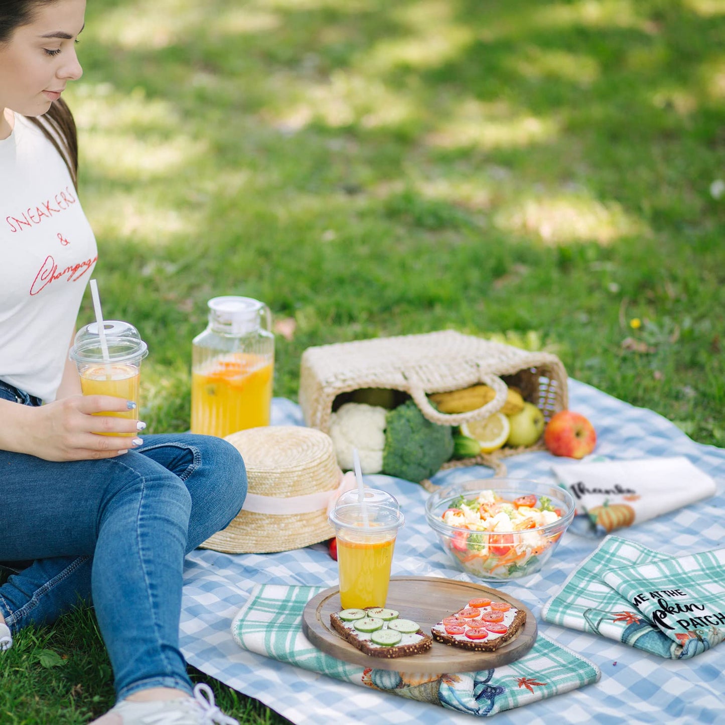 Sratte 6 Pcs Fall Kitchen Towels Blue Pumpkin Tea Dishtowels Absorbent Autumn Bathroom Hand Towels Thanksgiving Fall Decoration for Xmas Kitchen Bathroom Gifts