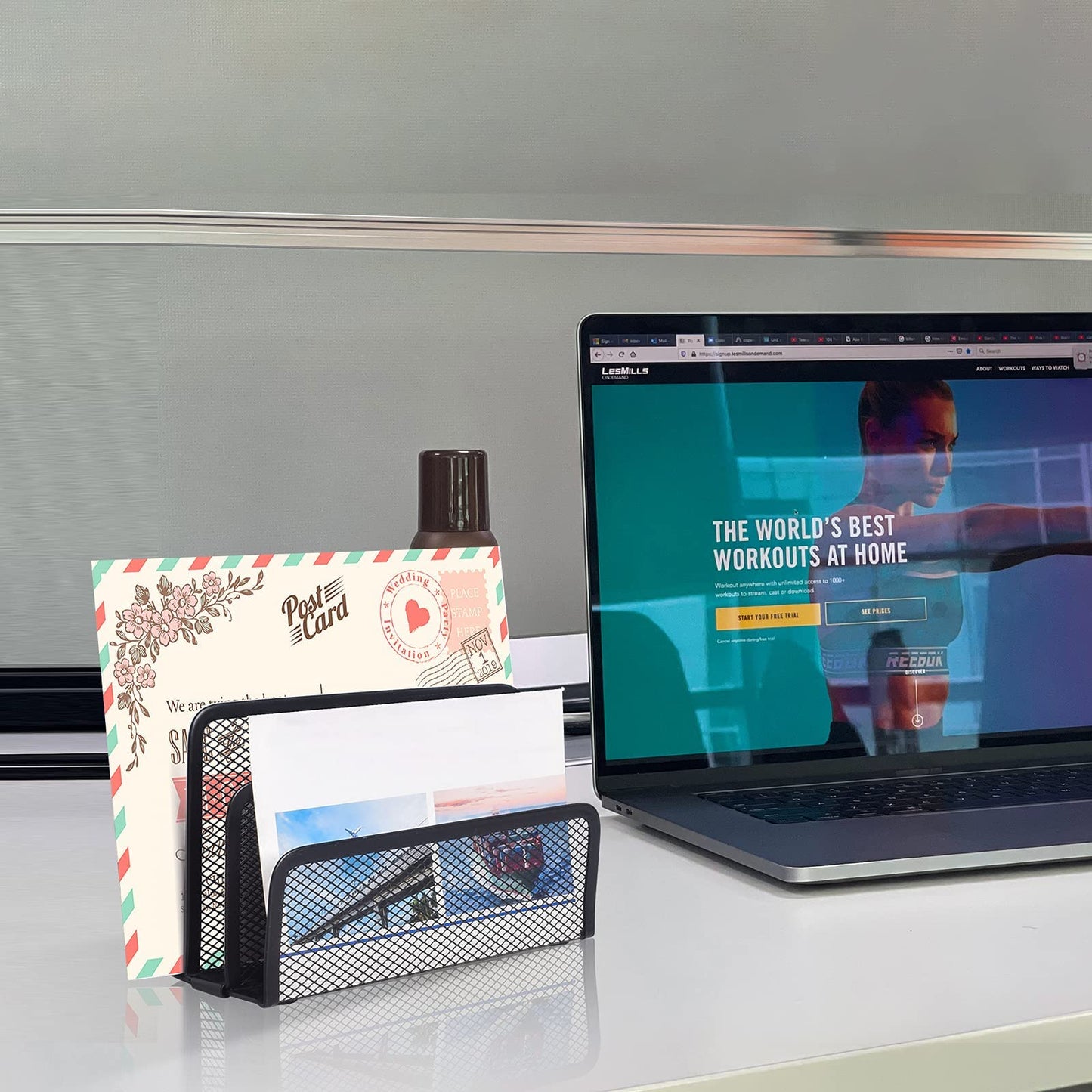 Desk Mail Organizer Small File Holders Letter Organizer Metal Mesh Document/Filing/Folders/Paper Organizer for Desktop