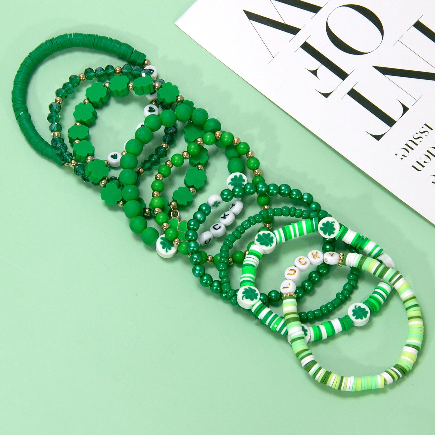 40 Pcs St. Patrick's Day Shamrock Bracelets Set Green Irish Clay Stretch Stackable Friendship Bracelet for Women, Party Favors Jewelry Gift Party Supplies