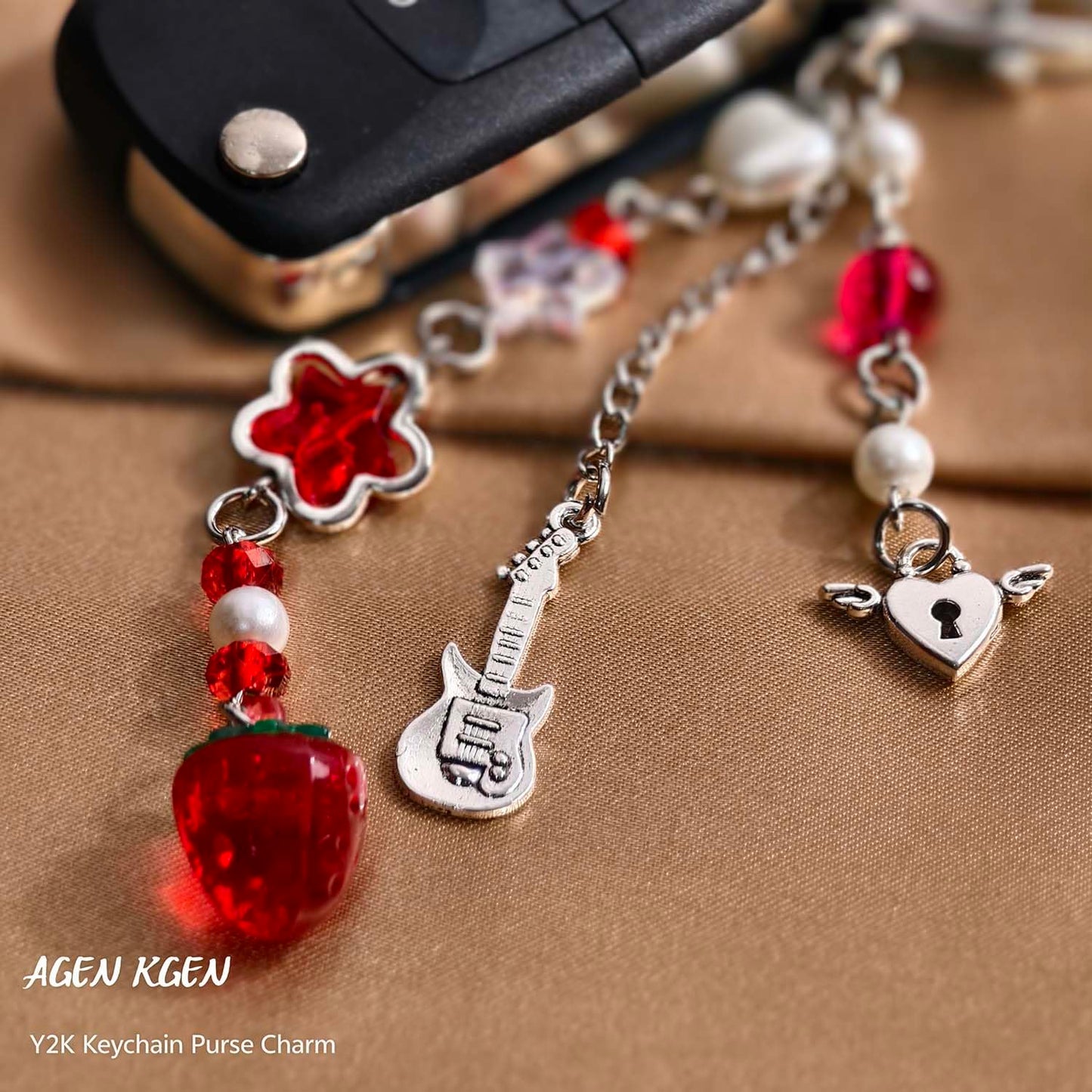 AGEN KGEN Novelty keychains Aesthetic Y2K Keychain Charms Stylish Keychains Accessories for Women Bag Purse Gifts (1x Red Strawberry)
