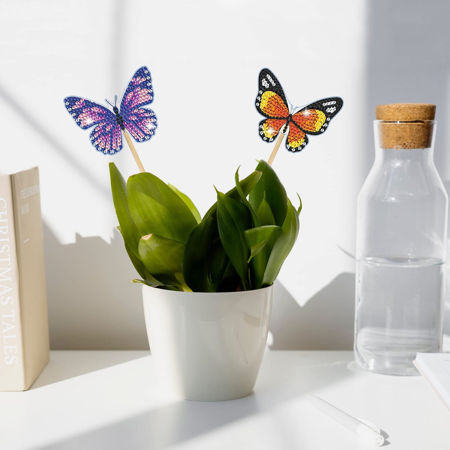 Vcekract 8 Pcs Butterfly Diamond Painting Kits, Diamond Art Kits for Garden Decor, Butterfly Stakes Diamond Art Kits for Adults, Crafts for Adults