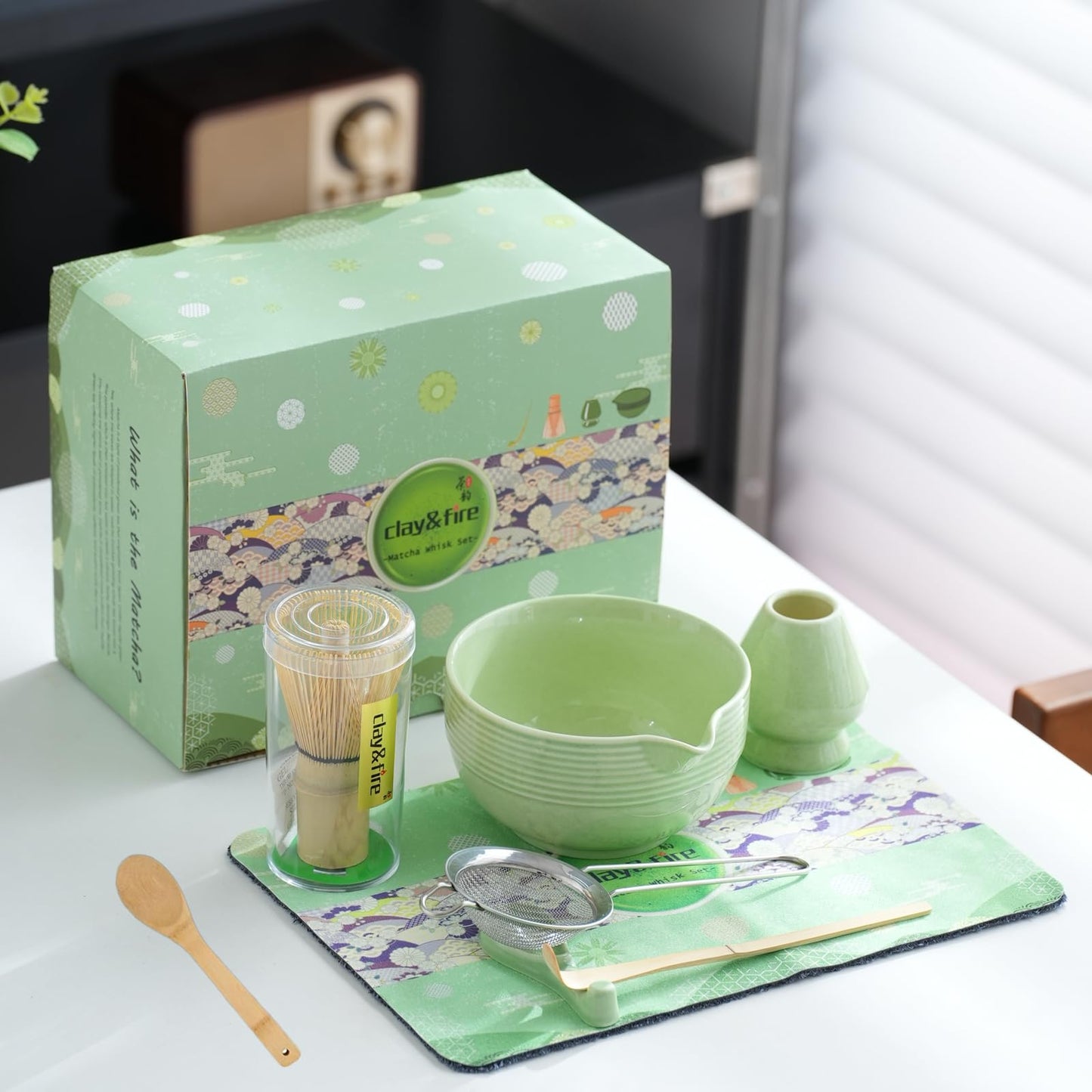 Matcha Whisk Set, Ceramic Matcha Set, Matcha Bowl with Spout and Whisk, 9 pcs Matcha Tea Kit for Matcha Lovers, Ideal Gift Christmas, Birthday (Green)
