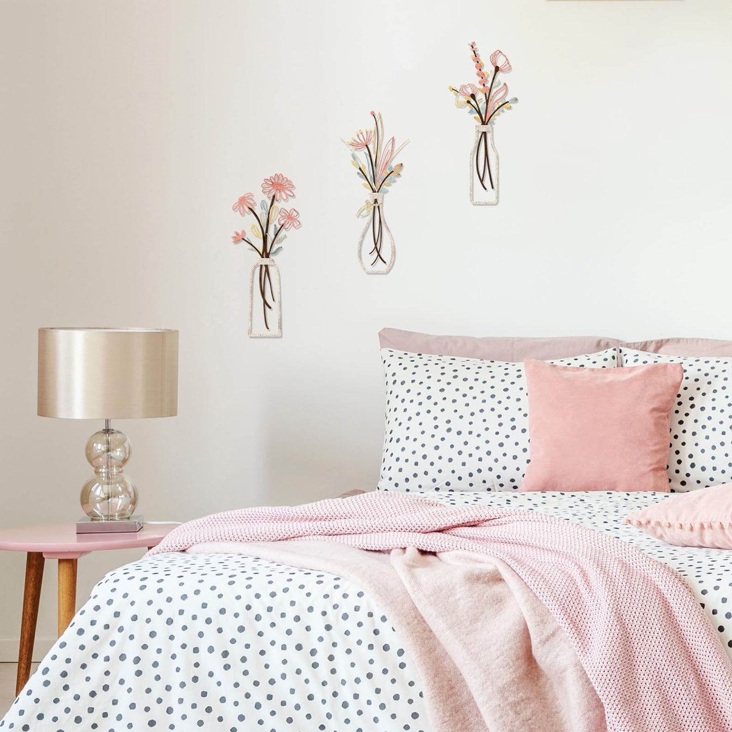 3 Pieces Metal Flowers Wall Arts - Rustic Farmhouse Style Décor Metal Wall Art Black Minimalist Flower Natural Themed Wall Decors for Home Bedroom Dining Room Housewarming (Pink Beige)