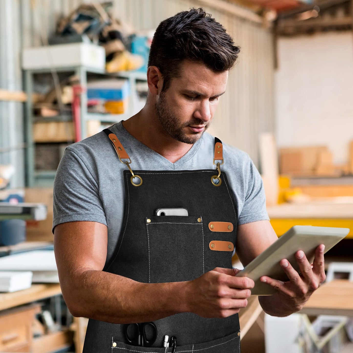 Chef Apron for Men Women Canvas Aprons with 3 Pockets Cross Back Resistant Work Apron for Cooking Grilling Baking BBQ Barber Kitchen (Black)