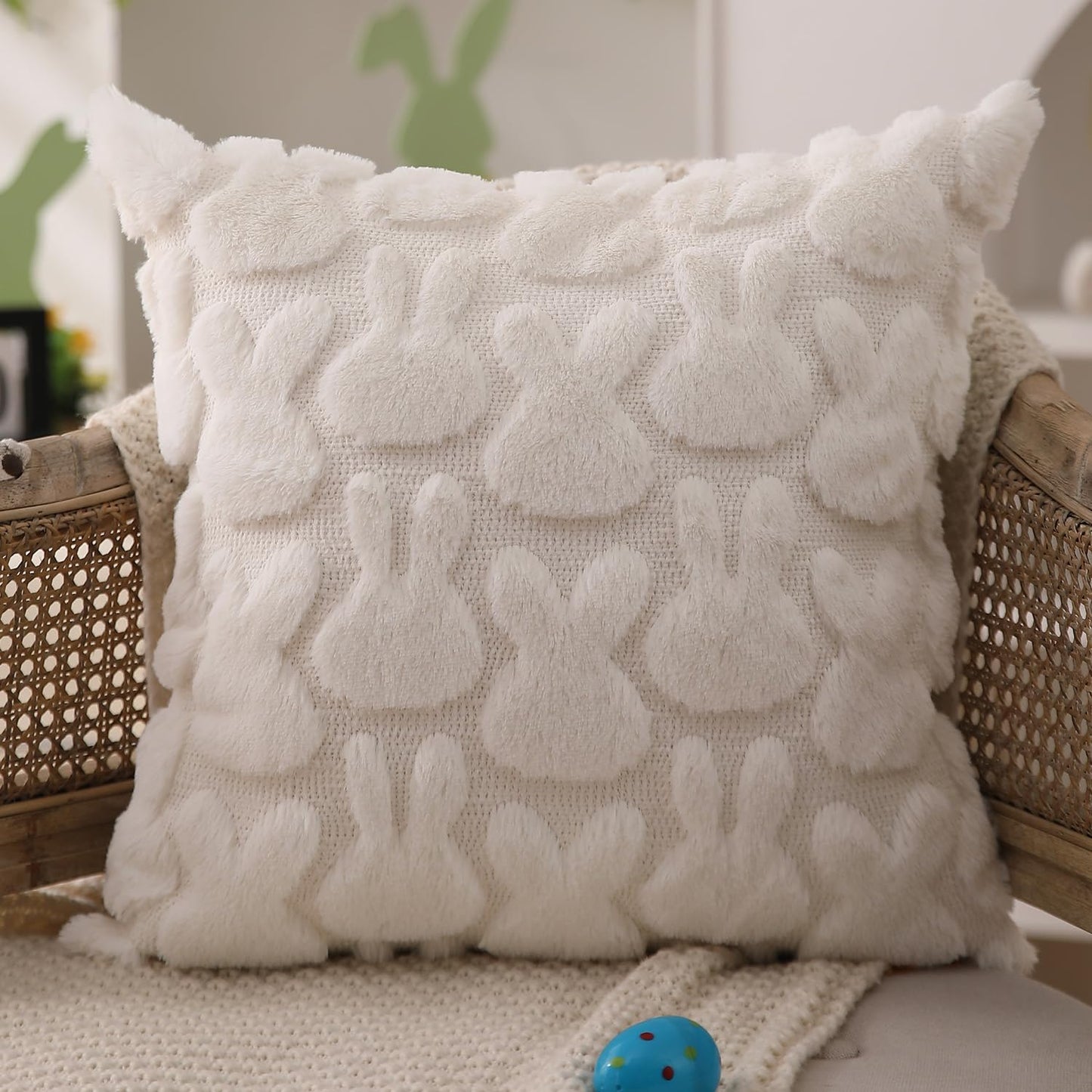 Easter Pillow Covers 18x18 inch Set of 2 Easter Decoration Cream White Rabbit Soft Plush Faux Fur Jacquard Throw Pillows for Bedroom Sofa Holiday Festivals Home Decor FHJ-010A18