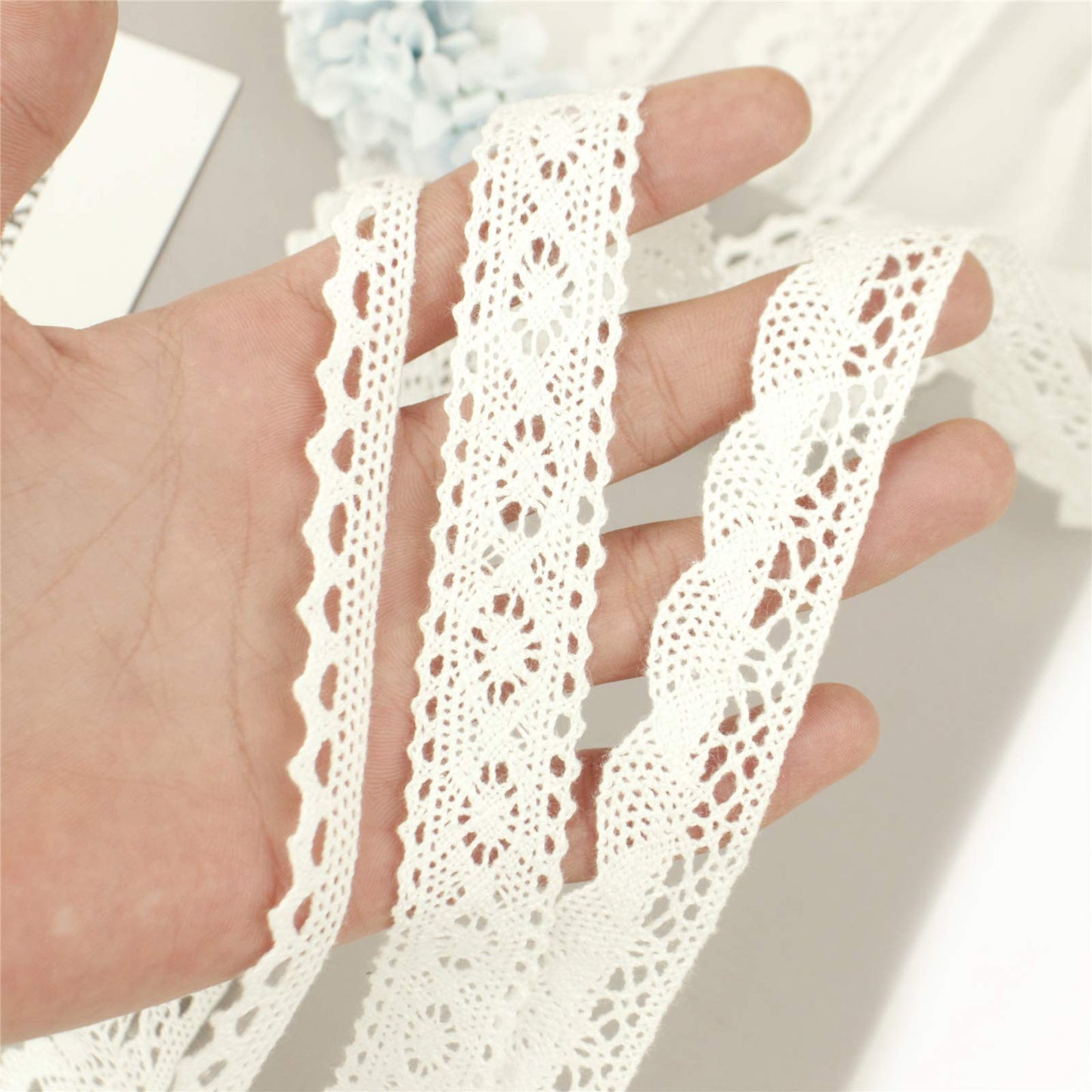 ZNZAKKA White Lace Ribbon Cotton Crochet Lace Trim Eyelet Lace Trim for Scrapbooking Dream Catcher Decorative Crafts Supply (30 Yards)