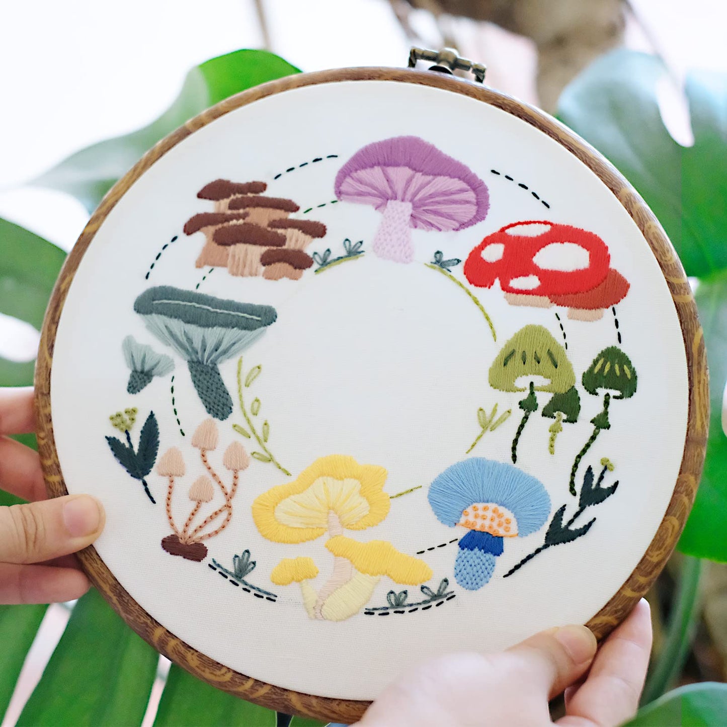 HAND U JOURNEY Basic Embroidery Stitch Kit: Perfect for Beginners with 28 Different Stitches and a Mushroom Embroidery Set