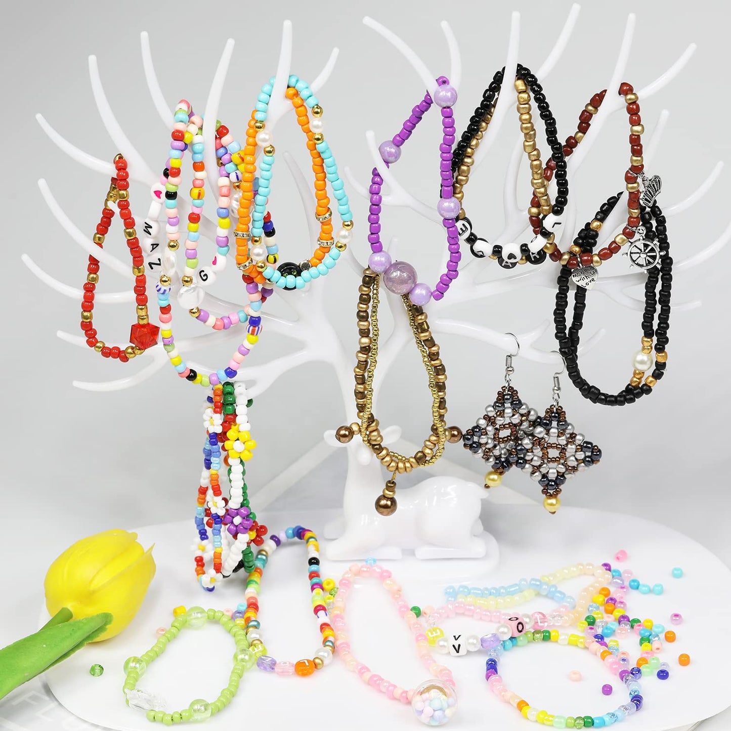 8600 pcs 4mm 6/0 48 Colors Glass Seed Beads, Charms Bracelet Jewelry Making Beads Kit Gifts Small Craft Glass Beads with Beading Elastic String for Bracelets Earrings Necklaces Making（48 Colors）