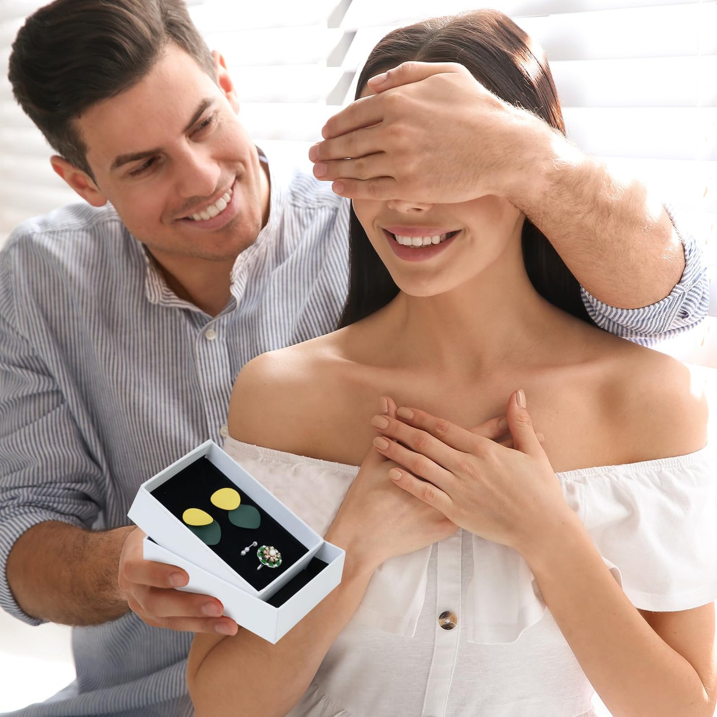 Moretoes 12pcs Jewelry Gift Boxes, 2 Size White Small Gift Boxes with Velvet Inner Used for Rings, Necklaces, Earrings, Bracelets, Pins Packing Small Jewelry Boxes Bulk